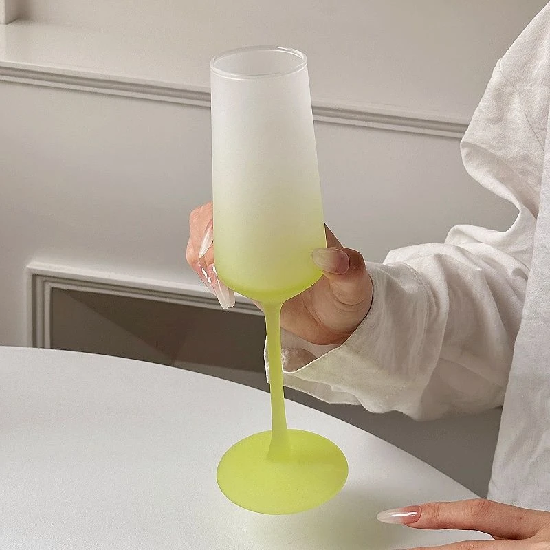 复古磨砂绿小清新玻璃高脚鸡尾酒杯小众高级感香槟杯酒杯果汁杯TL