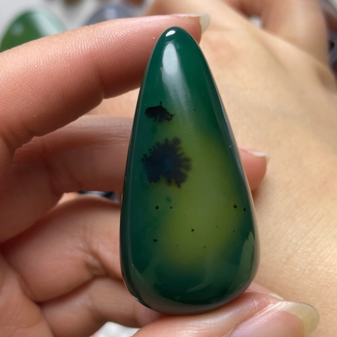 【闪购商品】未镶嵌玛瑙/玉髓珠宝奇石