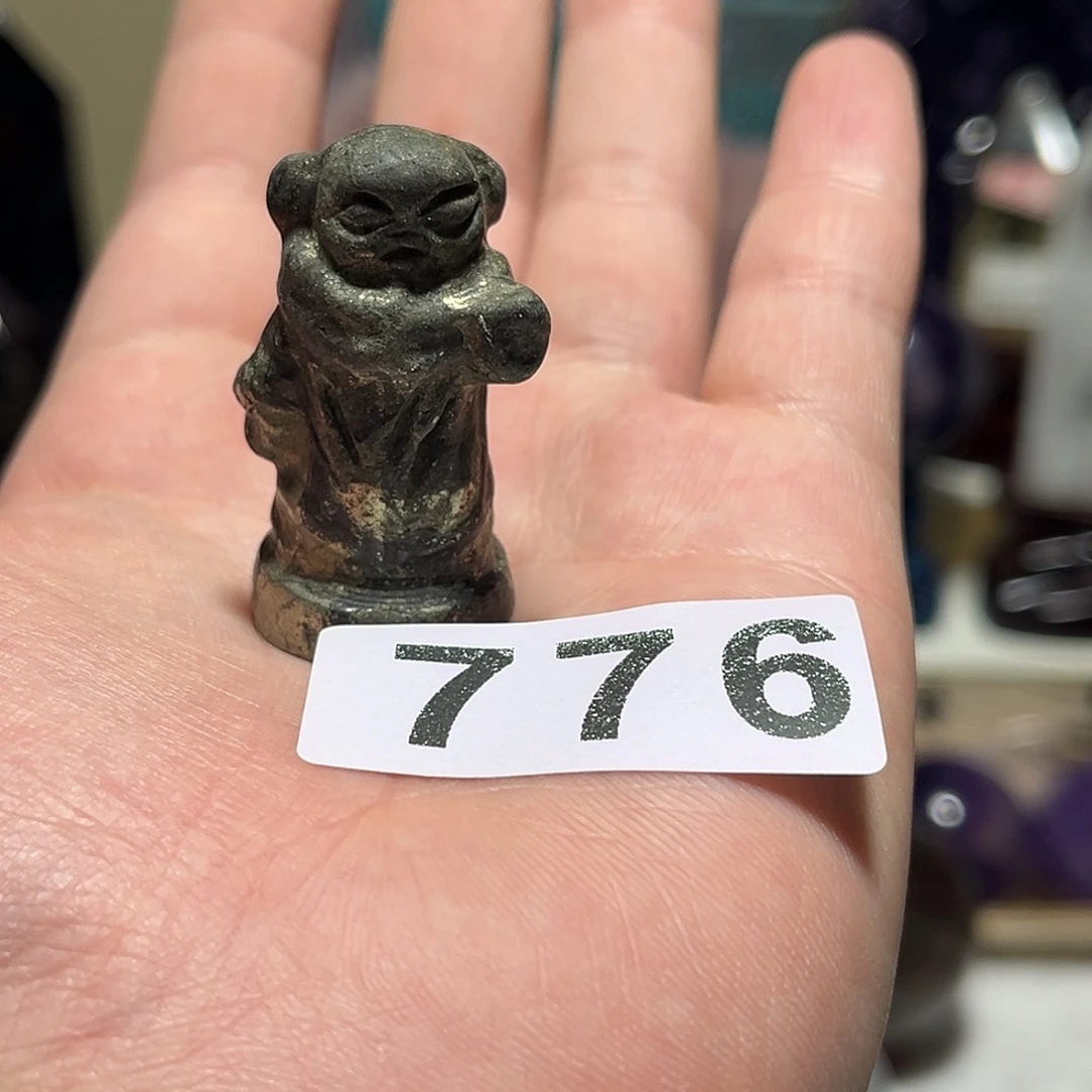 未镶嵌水晶大型摆件（非配饰）