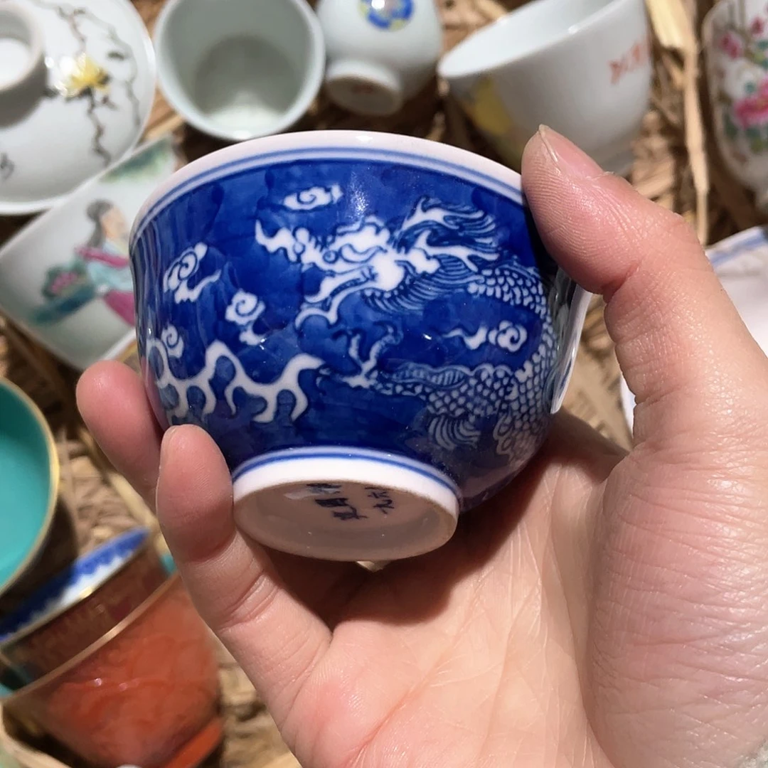 瓷片今天爱吃大米饭