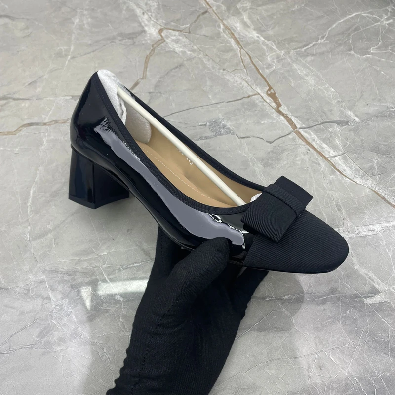 单鞋女 77073(牛皮)b区（孤品）d区38/39码