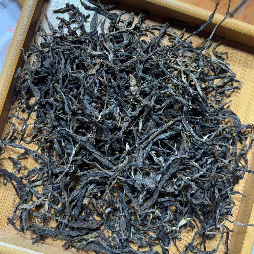 2020年冰岛老寨老树 春 普洱生普散茶100克-【66号】