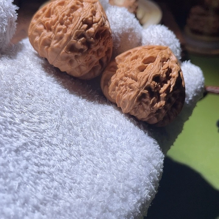 39.8同尺寸三角白福利