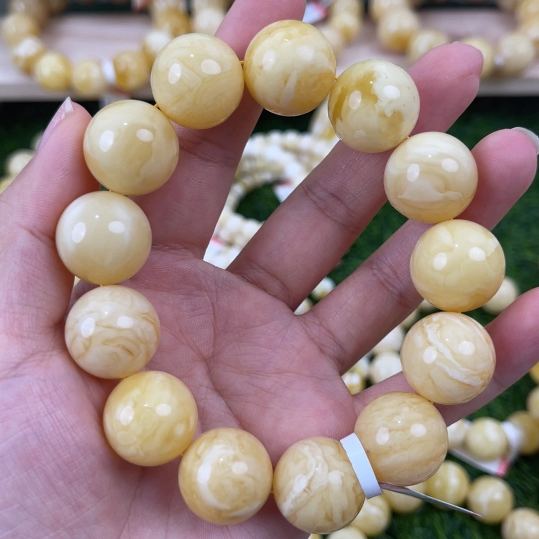 未镶嵌蜜蜡裸石微瑕18