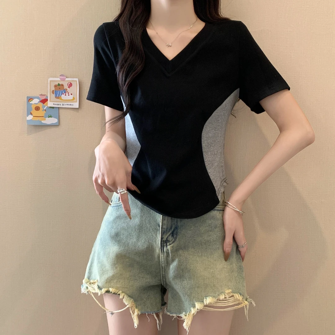 2025年大码女装新款辣妹风V领拼色显瘦短袖T恤上衣胖mm显瘦百搭