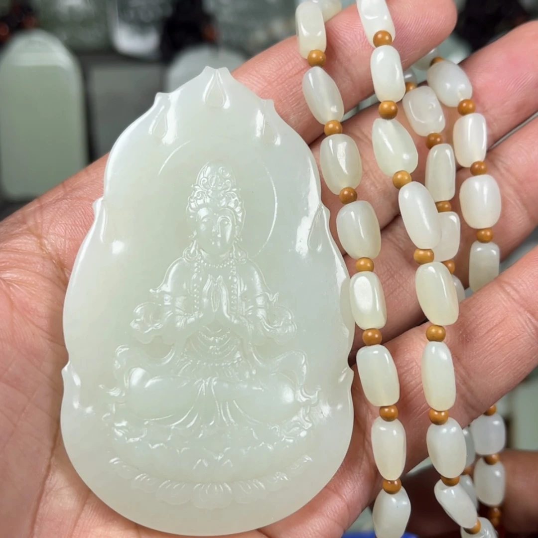 【闪购商品】和田玉挂件未镶嵌守**福