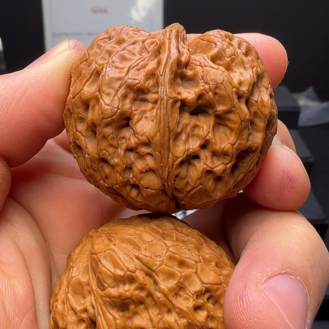 吊坠文玩核桃悬崖峭壁42mm