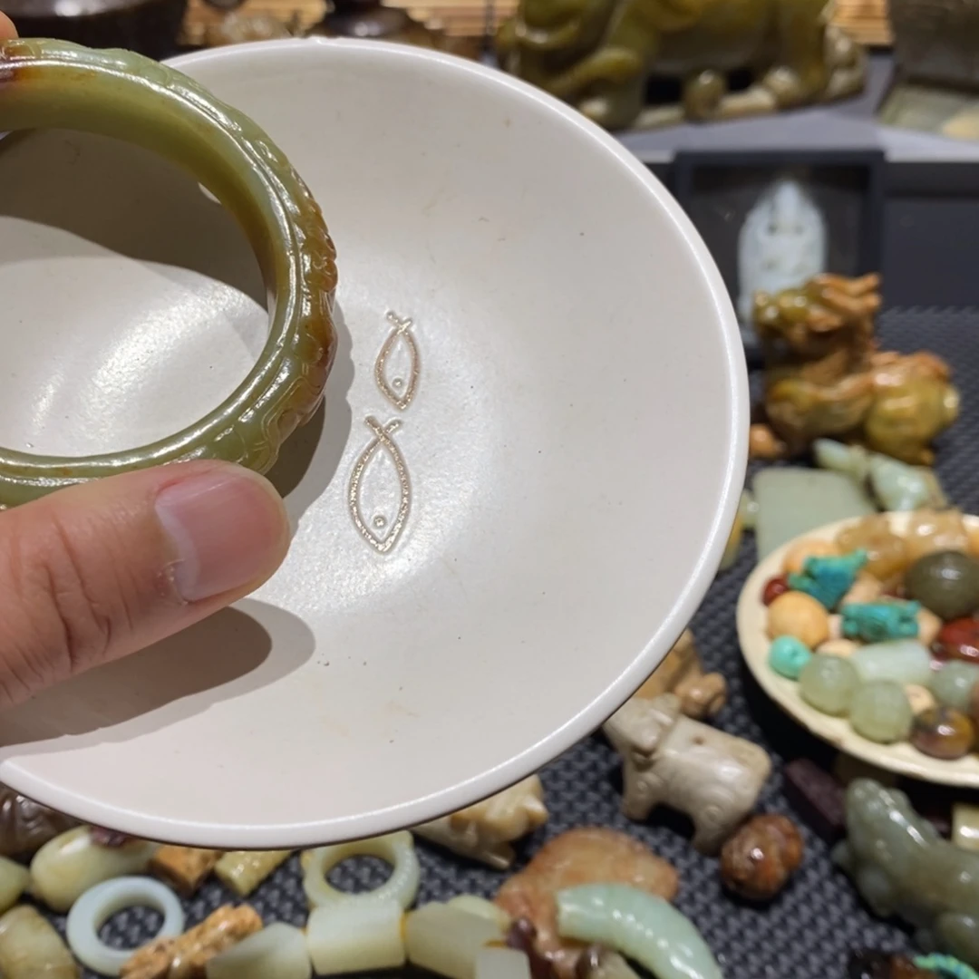 瓷片一**花白底印花好镯子戴