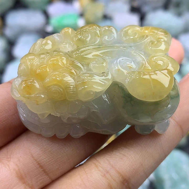 翡翠未镶嵌颈饰天然缅甸翡翠