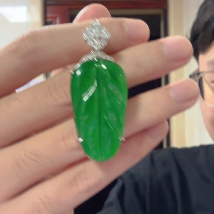 翡翠银S925镶嵌颈饰吊坠