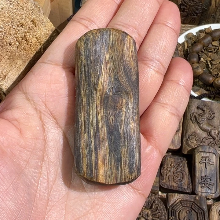 沉香碎屑沉香白棋楠沉香牌11.4克