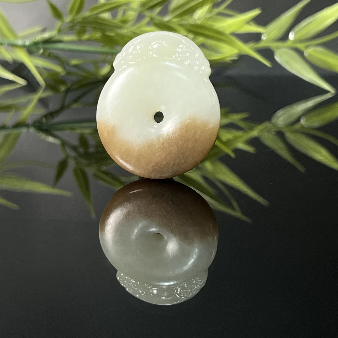 1205GC6646和田玉挂件