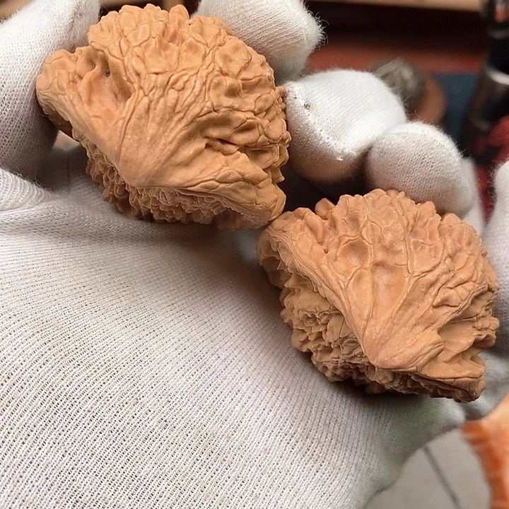 吊坠文玩核桃柒*48全品货头山地红皮54克半壁蛇头