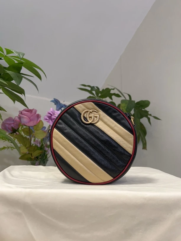 95新 GUCCI/古驰 兔兔奢/古驰马蒙斜挎包/341215001