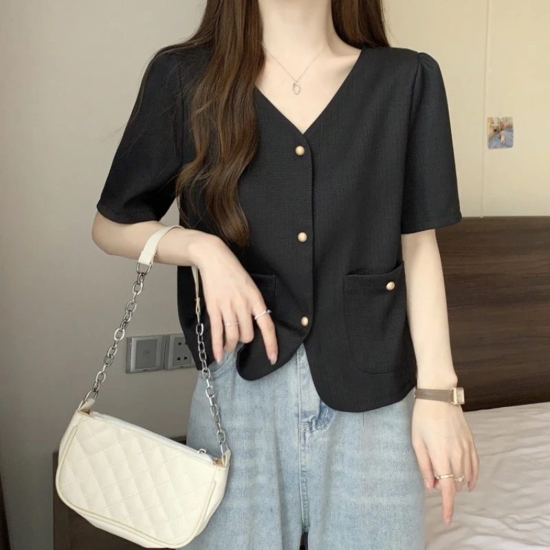 大码女装气质小香风V领短袖西装上衣女夏胖MM遮肚子宽松时尚衬衫