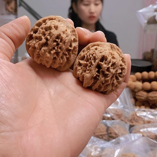 【闪购商品】把件文玩核桃42千佛山小众蜡皮
