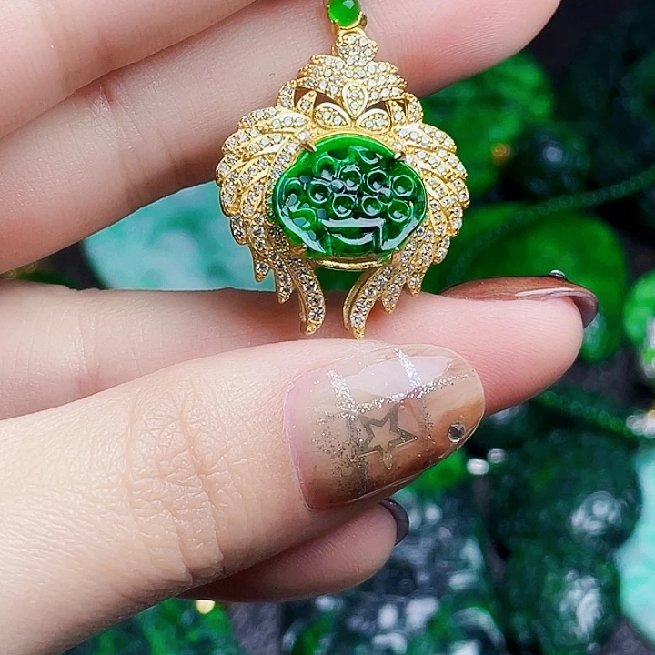 翡翠银S925镶嵌颈饰多样性