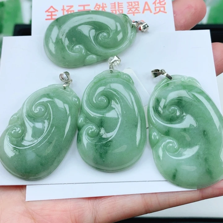 翡翠挂件未镶嵌多样性发其1