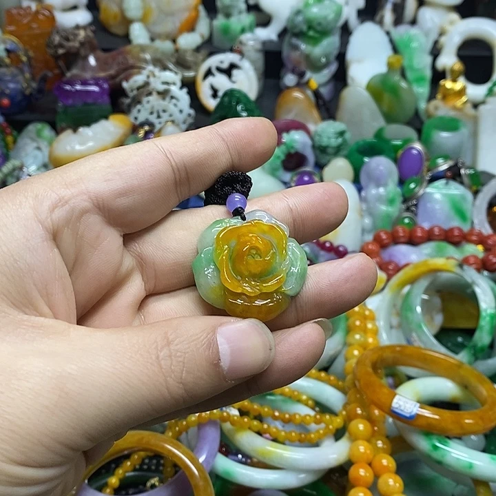 颈饰未镶嵌翡翠官方正规军回血放漏