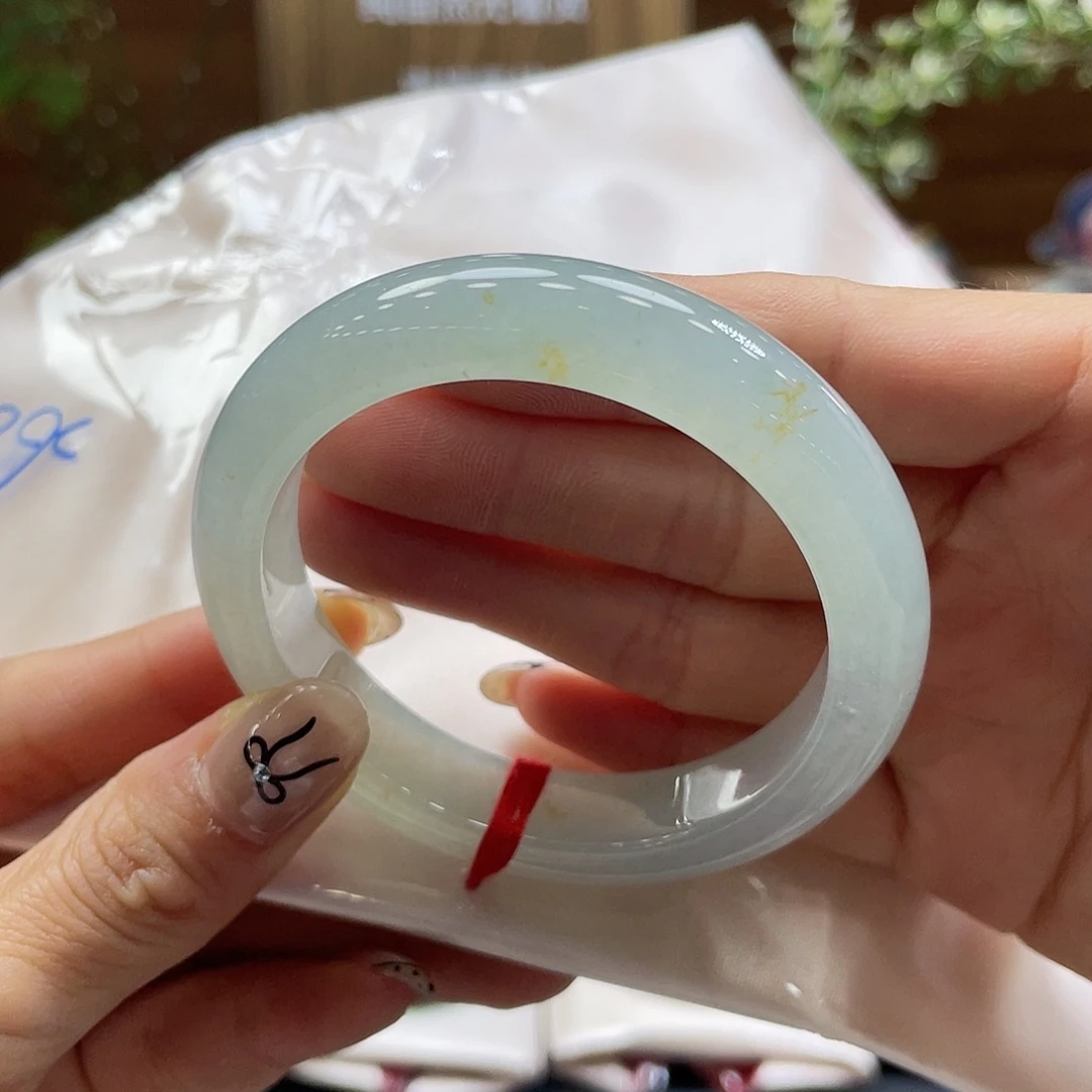 翡翠未镶嵌手镯28 号