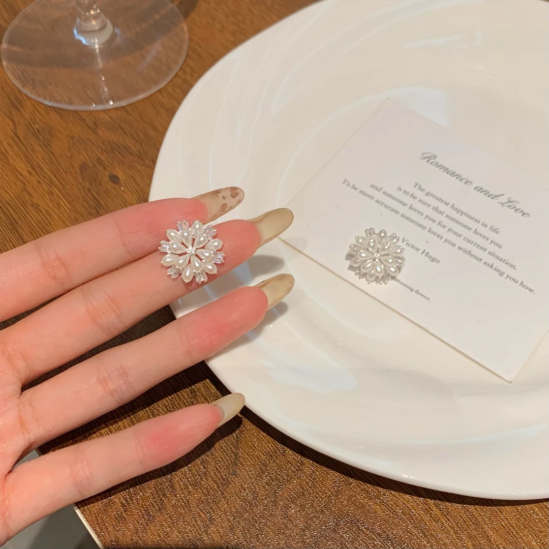 铜合金耳饰 AL6673 重工满镶花花轻奢感耳环