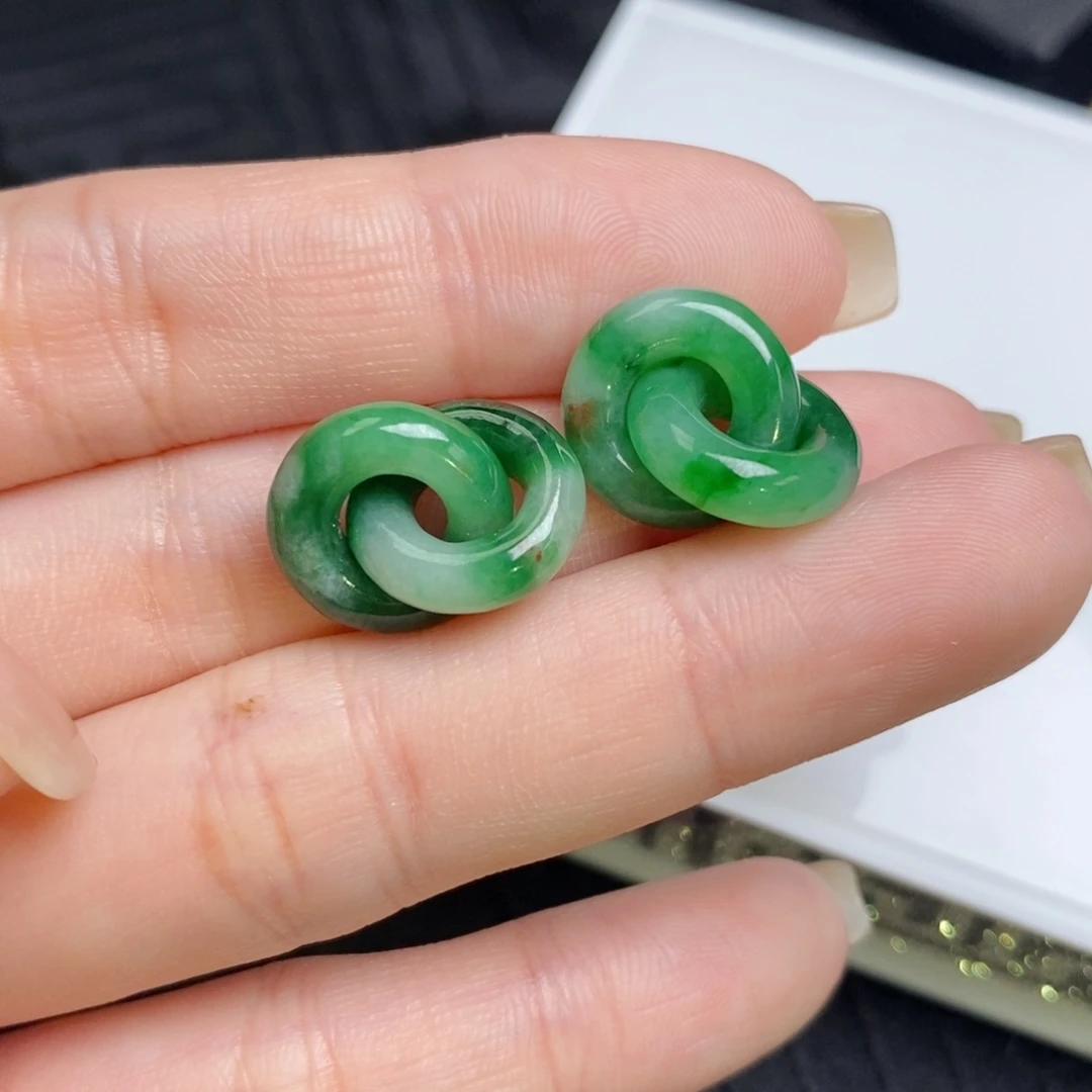 翡翠未镶嵌耳饰飘绿双环