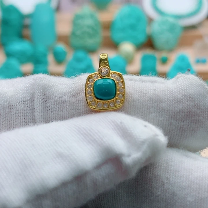 绿松石18K金镶嵌配饰