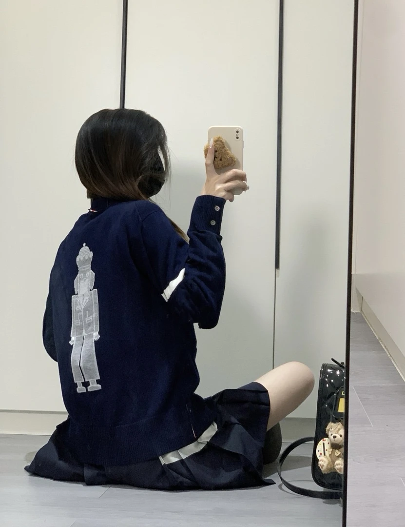 SANSIS tttbbb后背胡桃夹子 藏青色羊毛开衫