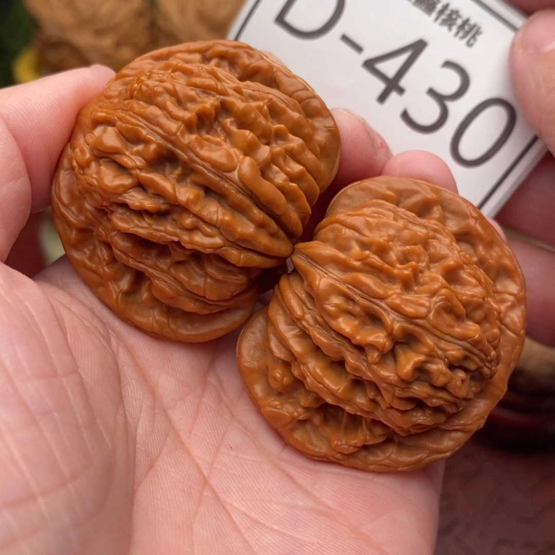 文玩核桃把件汉高楼43