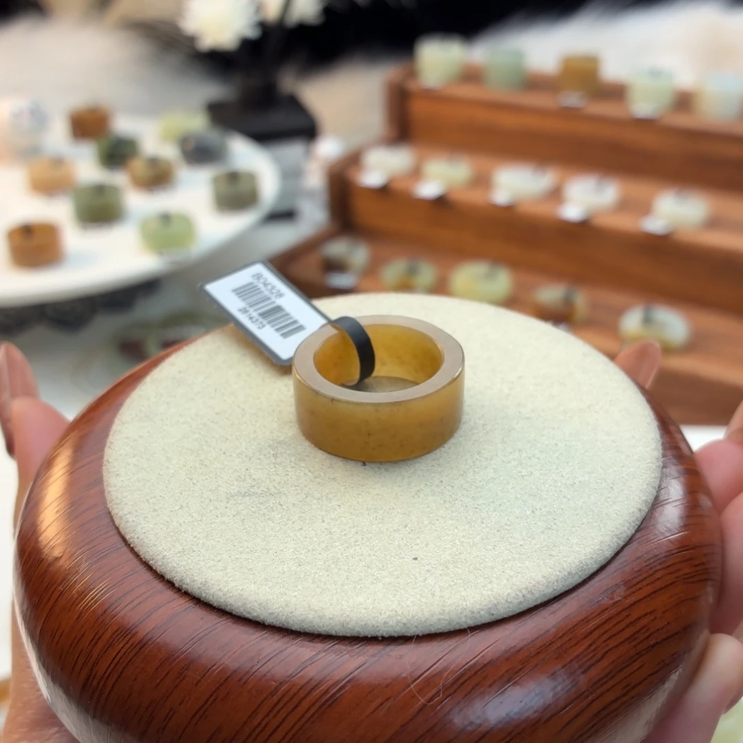 和田玉未镶嵌戒指橘糖圆切17.46mmj10