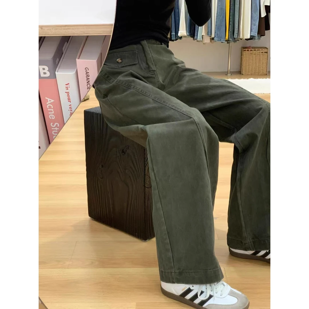 设计感军绿色工装牛仔裤女秋季新款大码胖mm高腰显瘦阔腿弯刀裤子