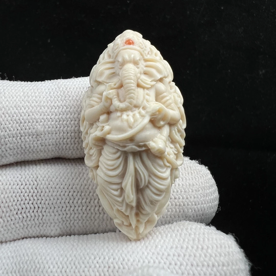 H3063天然猛犸牙 雕刻象神20*40*21mm 支持鉴定 假一罚四