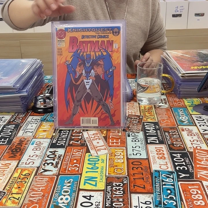 纸蝙蝠侠六百七十五期原刊