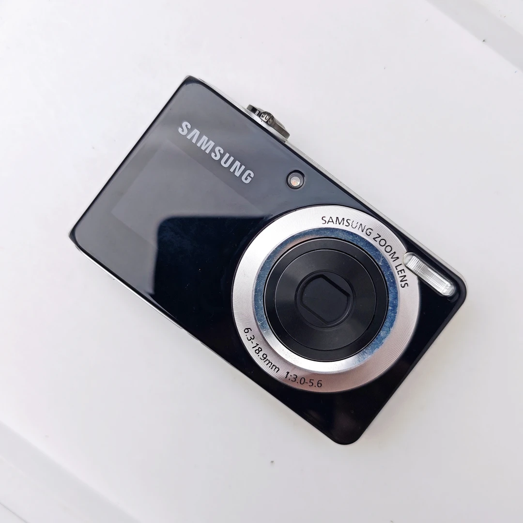 9新 Samsung/三星 pl100 福利双面自拍机 1200万像素5倍变焦