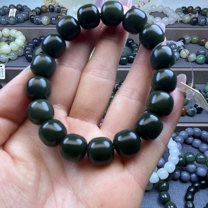 和田玉未镶嵌手链