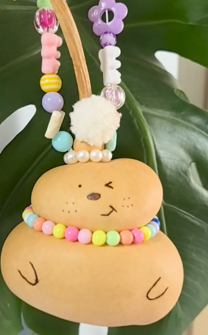 少女多巴胺汽车挂件链条挂绳防摔配件串珠毛球diy