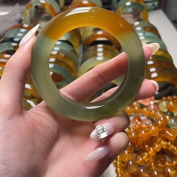 2***3蛇纹石玉未镶嵌手镯56