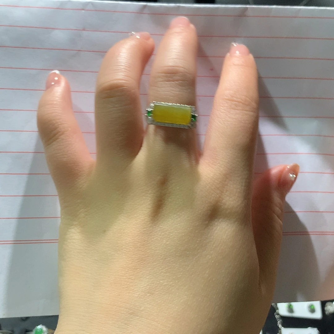 翡翠戒指银S925镶嵌戒指