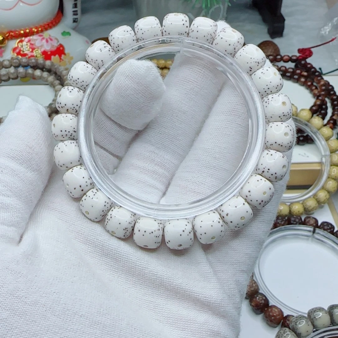 璀***。星月菩提手串原白通体10×9