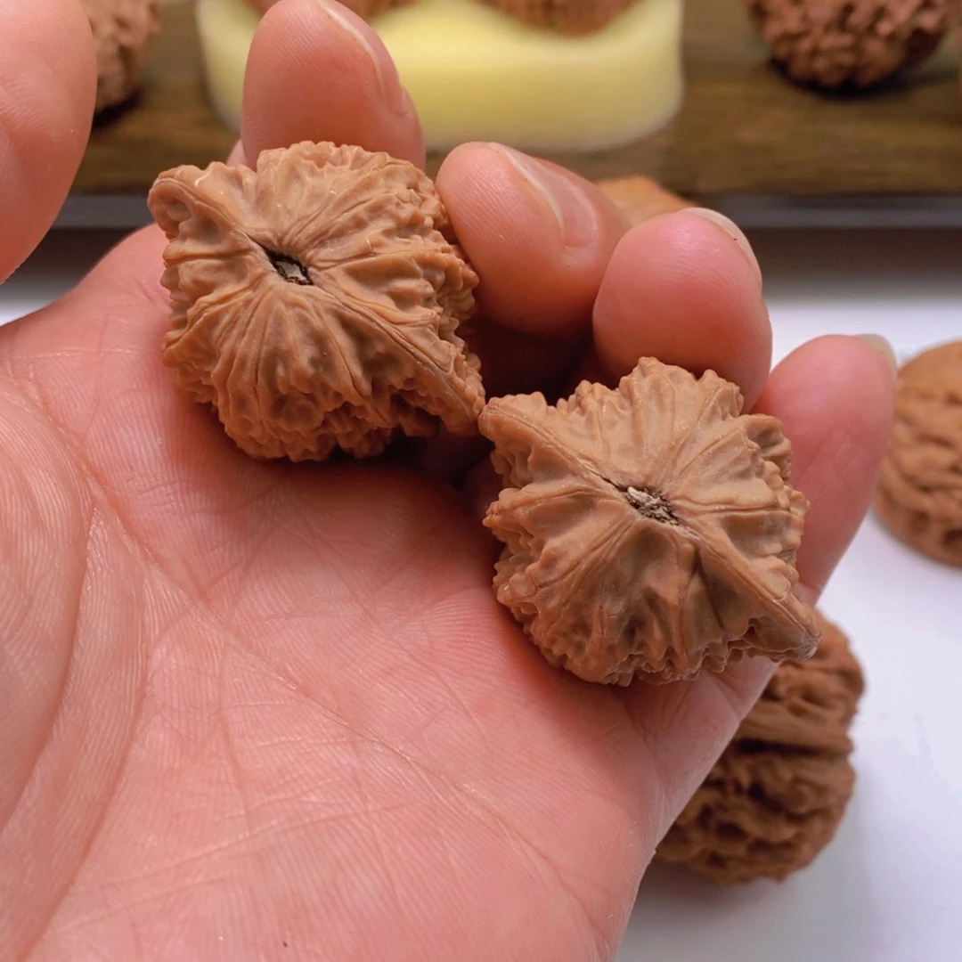 文玩核桃把件炼*文玩核桃