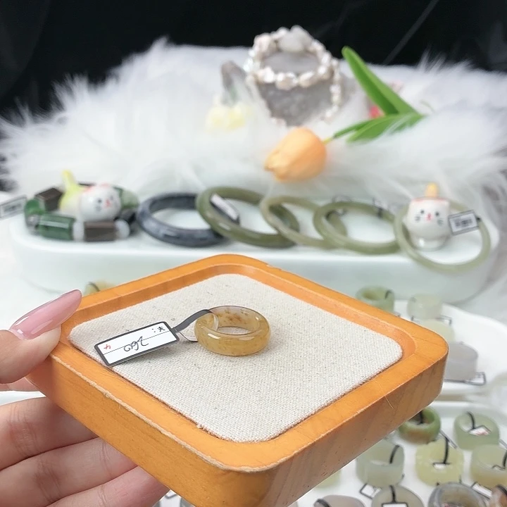 和田玉（糖玉）未镶嵌戒指t63金桔糖圆条直径16.9不退换