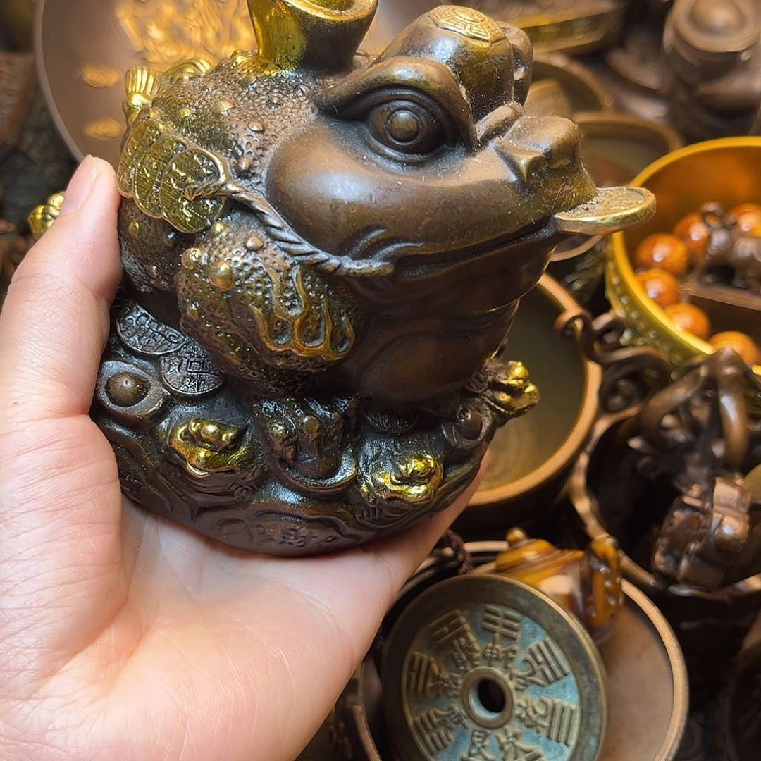 精美铜器工艺品等