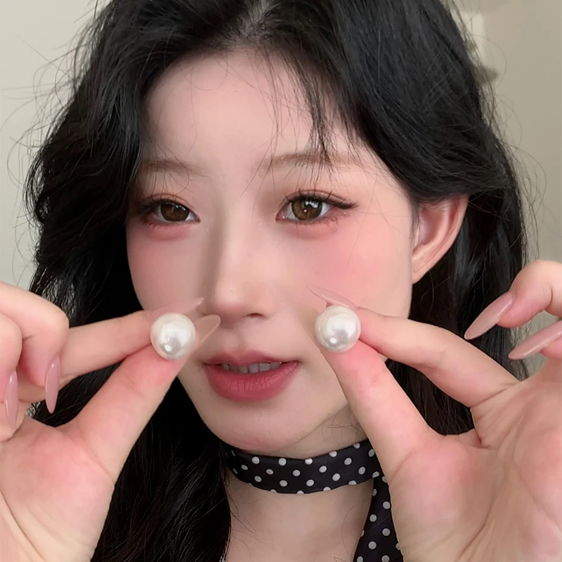 铜合金耳饰 优雅圆形珍珠耳钉 金底简约日常耳环新款耳饰