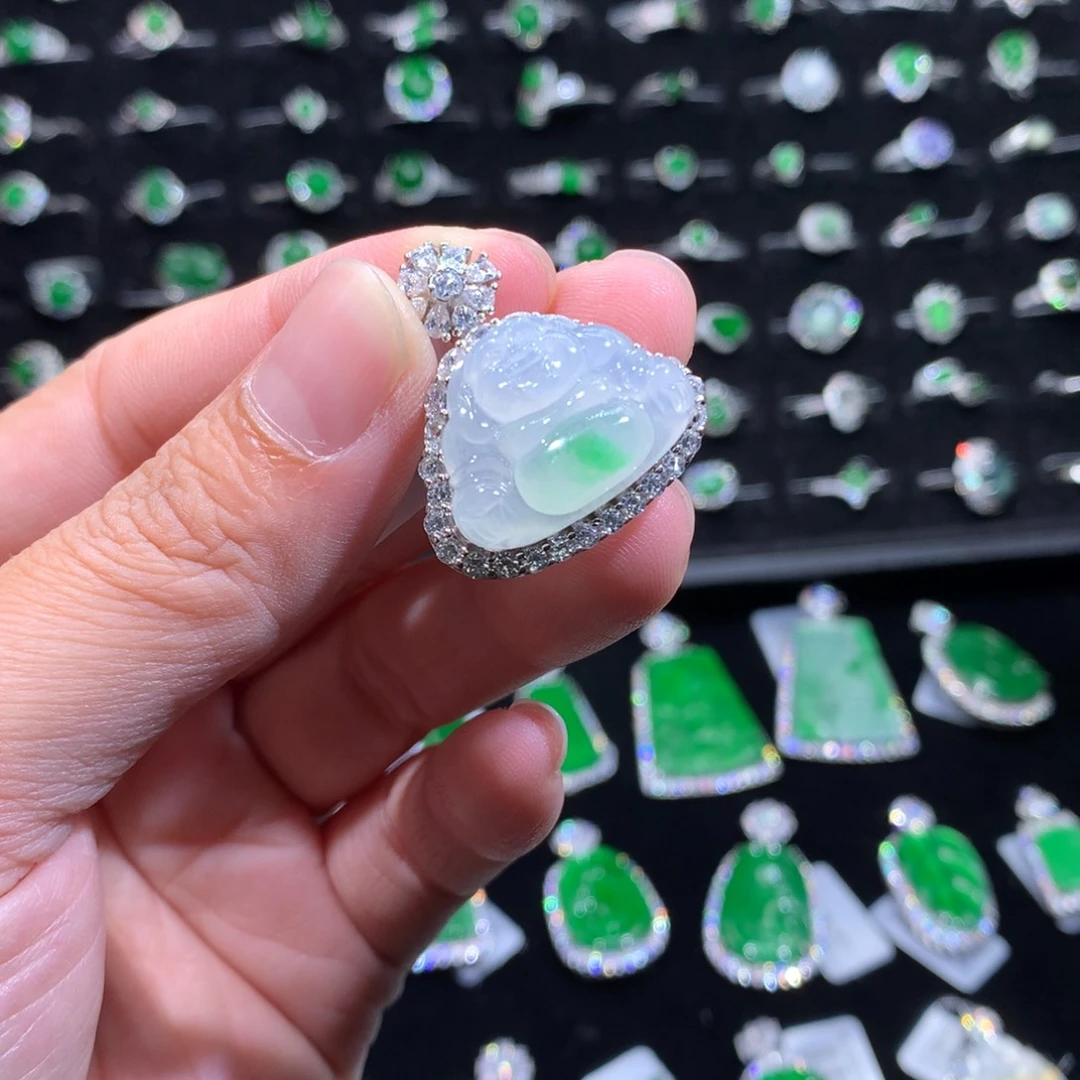 翡翠银S925镶嵌颈饰天然翡翠