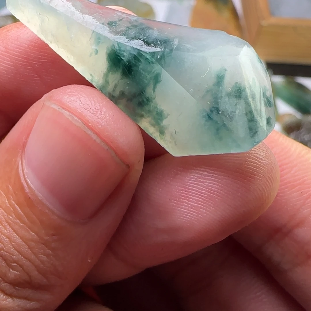 定制翡翠未镶嵌不包工