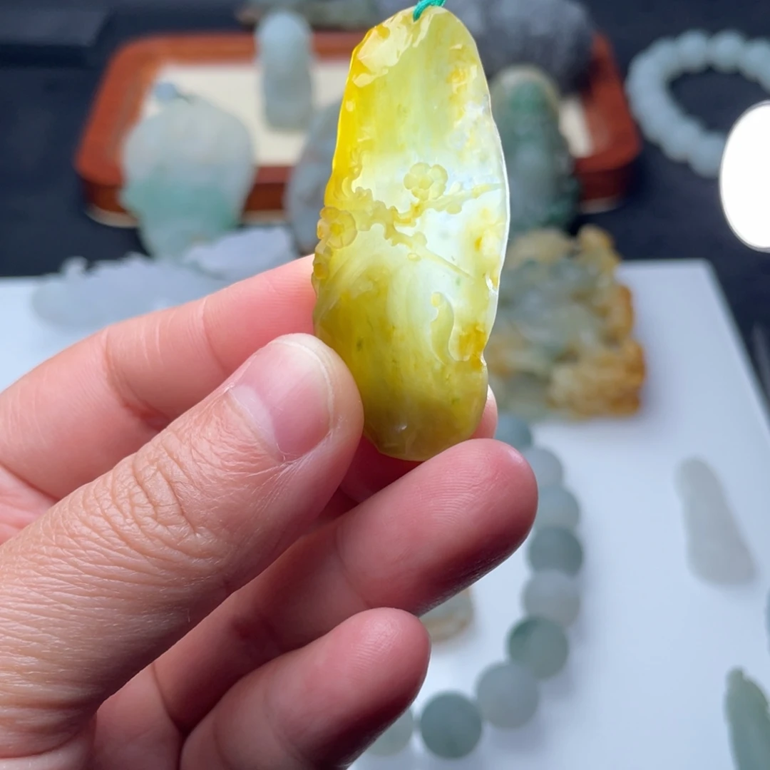 定制翡翠未镶嵌精品