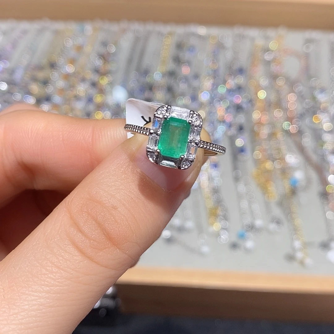 戒指银S925镶嵌祖母绿