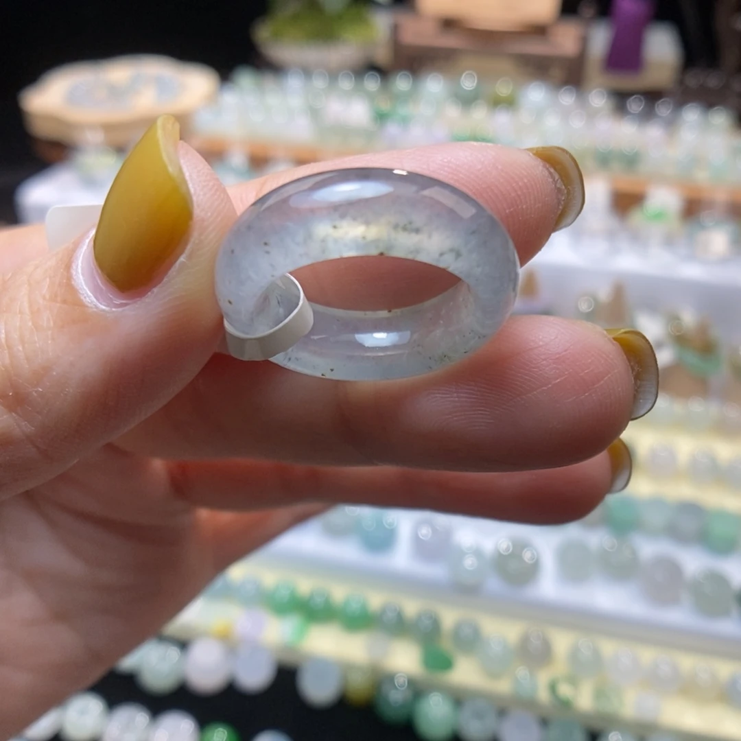 翡翠未镶嵌戒指12号乌鸡
