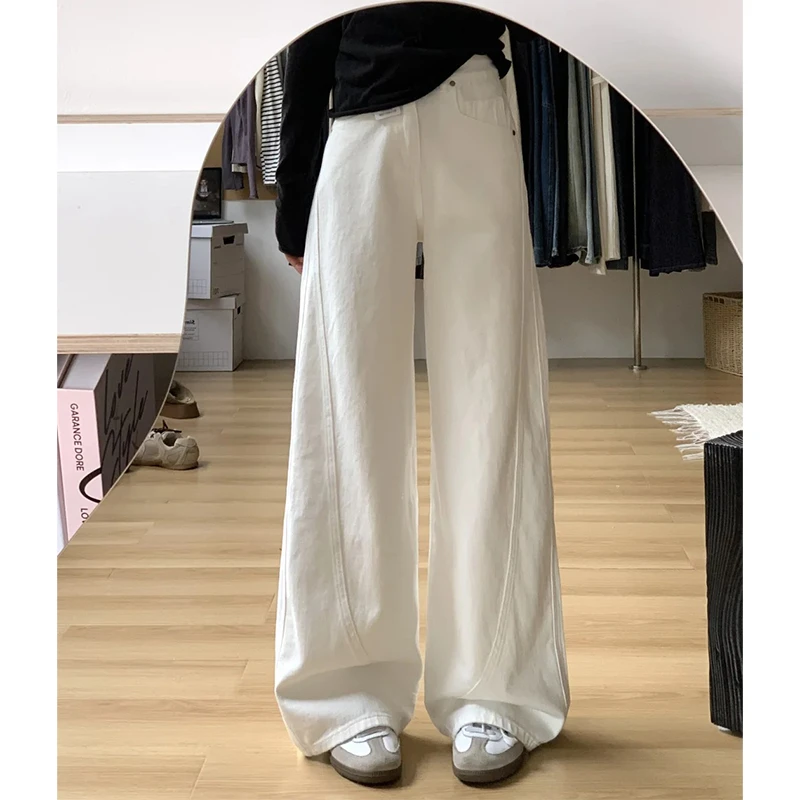 白色弯刀牛仔裤女2025秋季新款宽松显瘦梨形休闲百搭阔腿拖地裤子