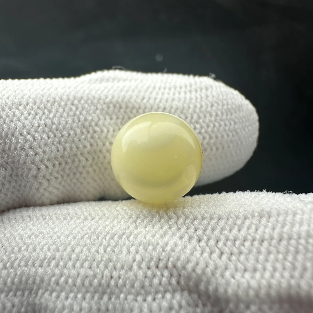 A3568天然原矿蜜蜡 白蜜圆珠10.4mm 一物一图假一罚十